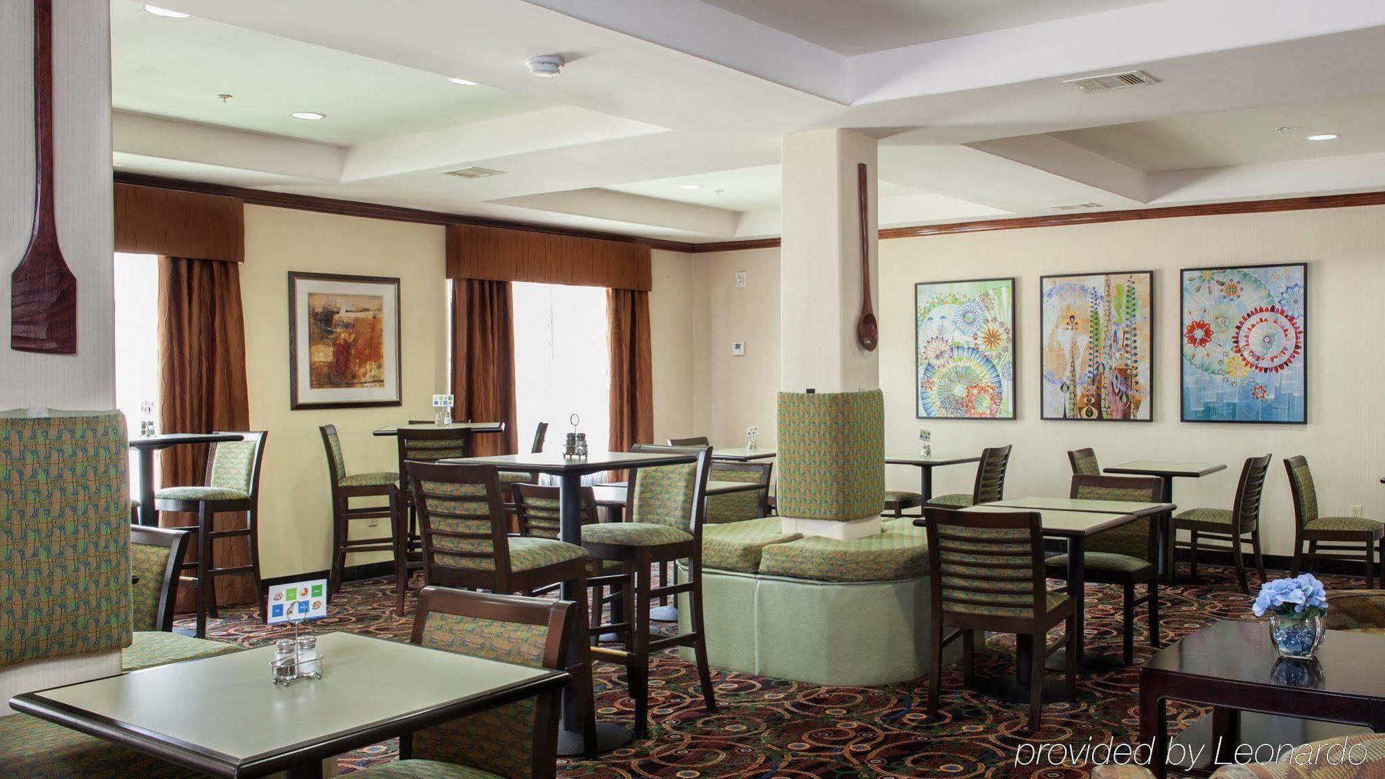 Holiday Inn Express Hotel & Suites Waller By Ihg Exterior foto
