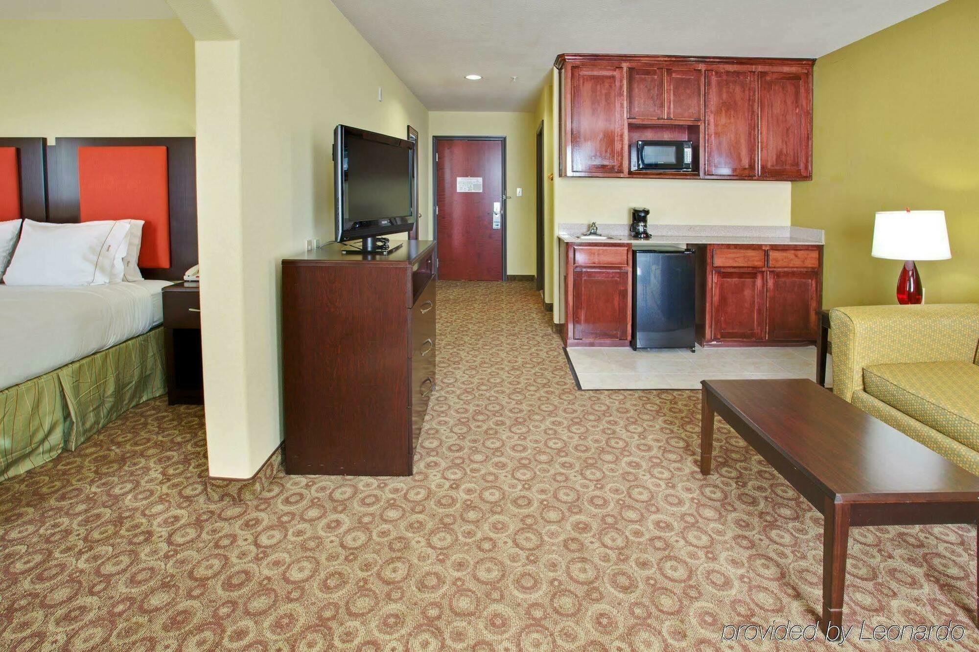 Holiday Inn Express Hotel & Suites Waller By Ihg Exterior foto