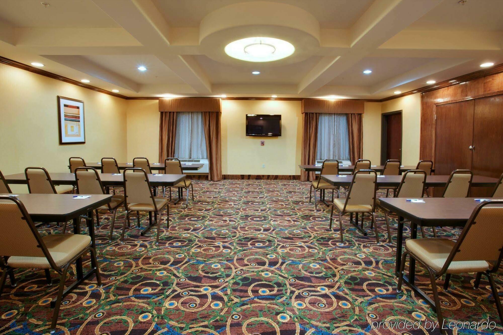 Holiday Inn Express Hotel & Suites Waller By Ihg Exterior foto